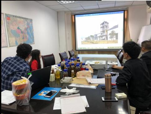 厄瓜多爾客戶考察1 (3).jpg 厄瓜多爾客戶來渝考察凱潛廢機(jī)油過濾設(shè)備