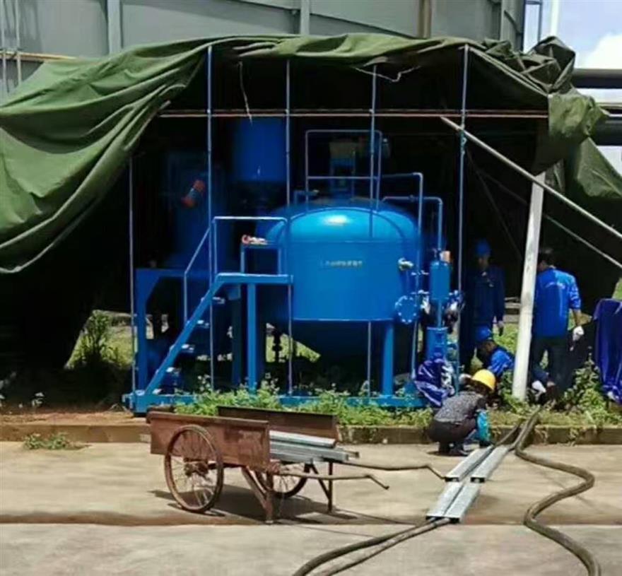 167771992609669632.jpg 工業潤滑油凈化濾油機交付現場