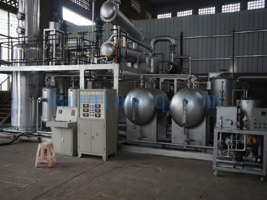 蒸餾設(shè)備圖 (2).jpg 廢油過濾設(shè)備的主要組成部分