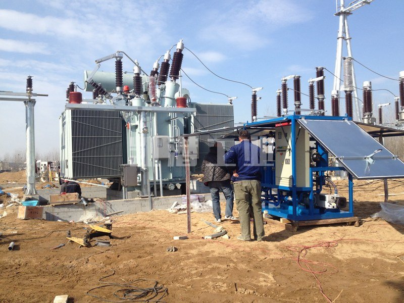 變壓器油濾油機客戶現場.JPG 變壓器油濾油機客戶現場.JPG